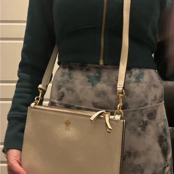 Tory Burch Blake Cream Crossbody Bag - Picture 9 of 9